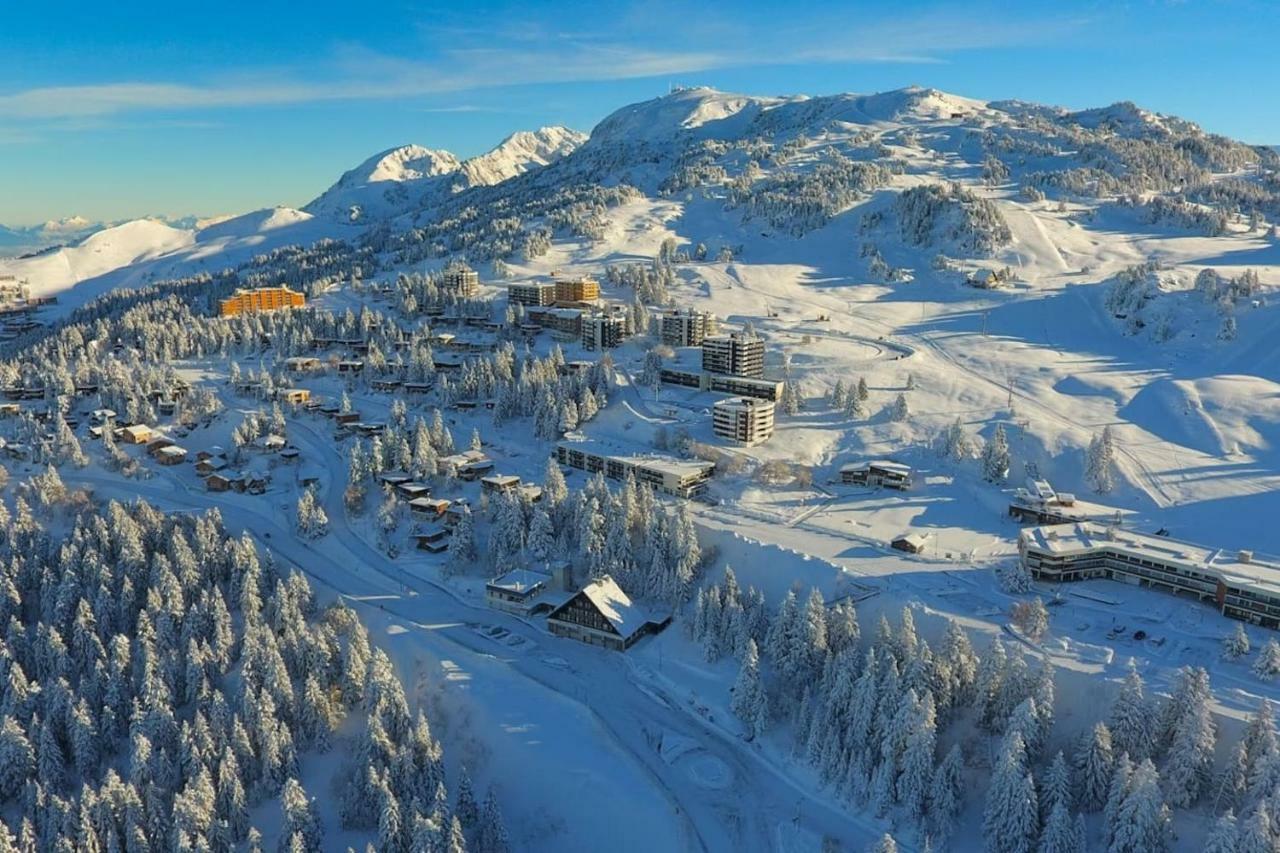 Charmant Studio Cabine Cosy A 100 M Des Pistes 尚鲁斯 外观 照片