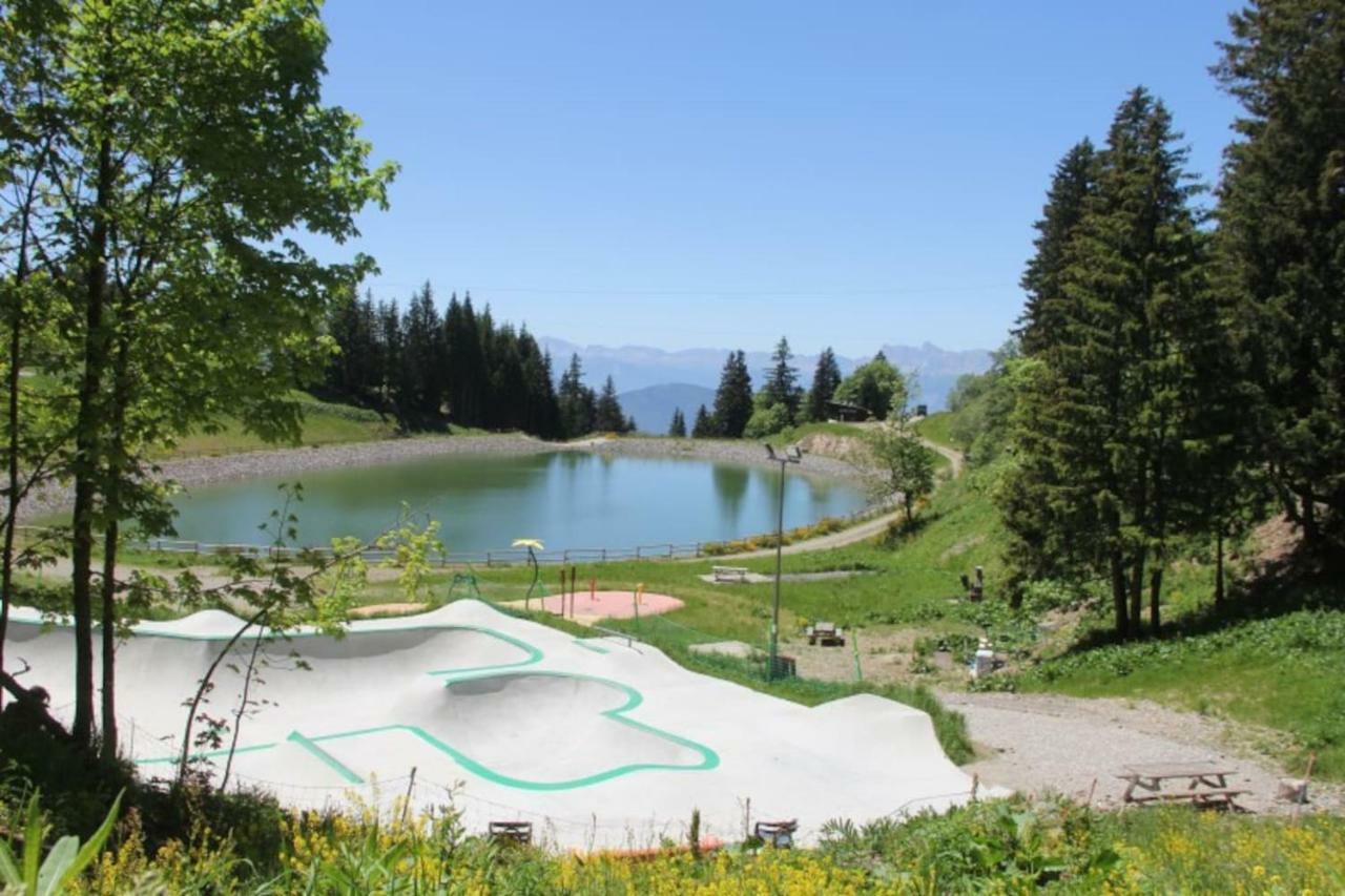 Charmant Studio Cabine Cosy A 100 M Des Pistes 尚鲁斯 外观 照片